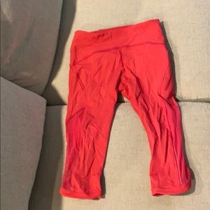 Hot pink Lululemon leggings